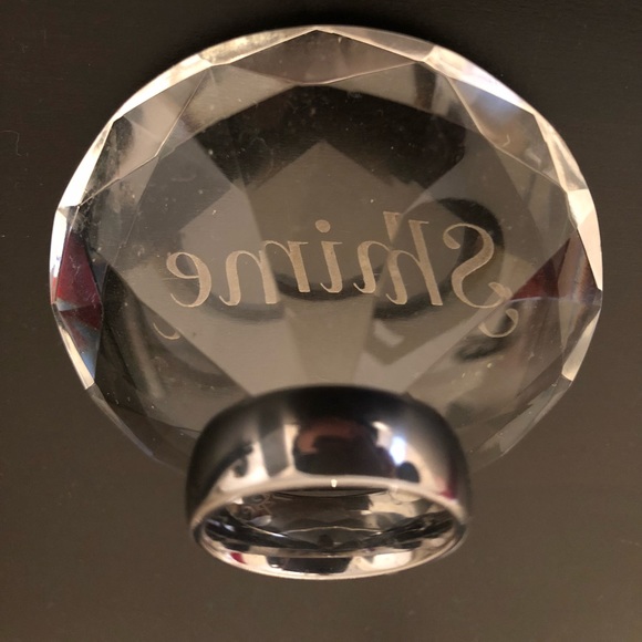 Men’s Tungsten Carbide wedding band - Picture 1 of 3